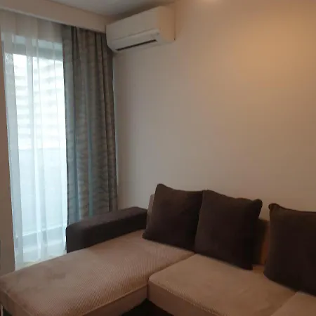 Garsoniera Edy דירה Năvodari